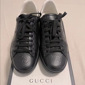 Gucci sneakers size 9 men